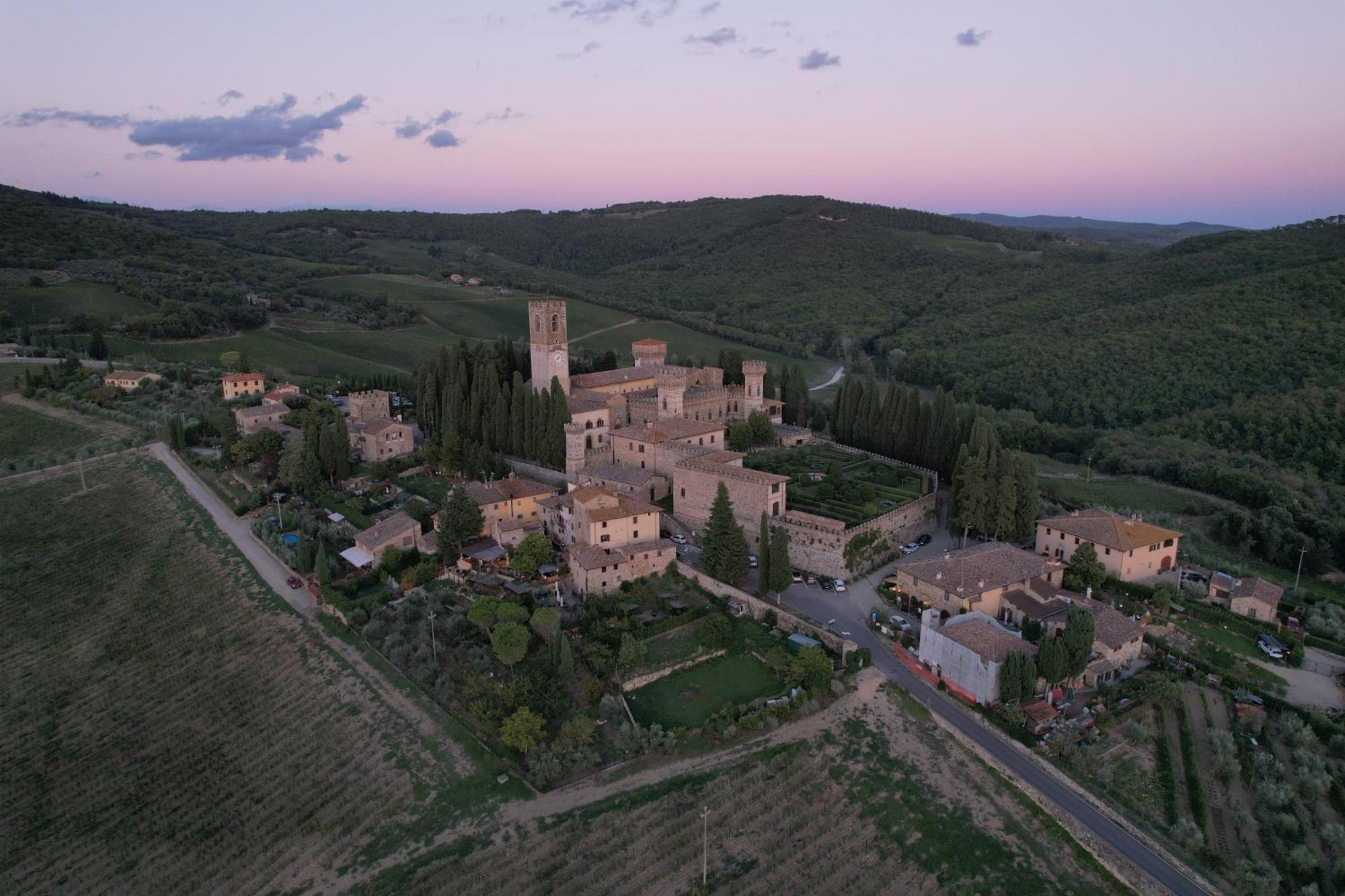 Casa Del Viandante Romea Del Chianti - Badia A Passignano Apartment Badia A Passigano Luaran gambar